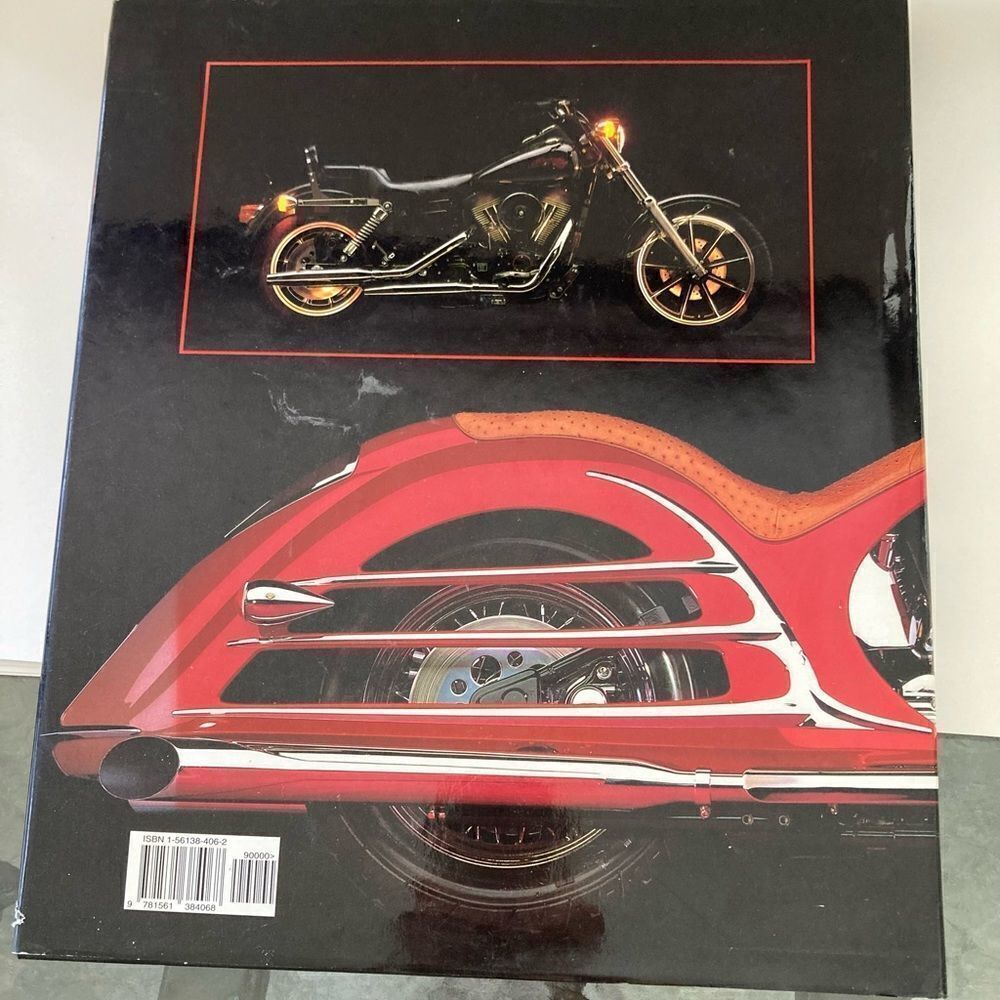 Harley Davidson: The Ultimate Machine Hardback Book - Picture 2 of 3